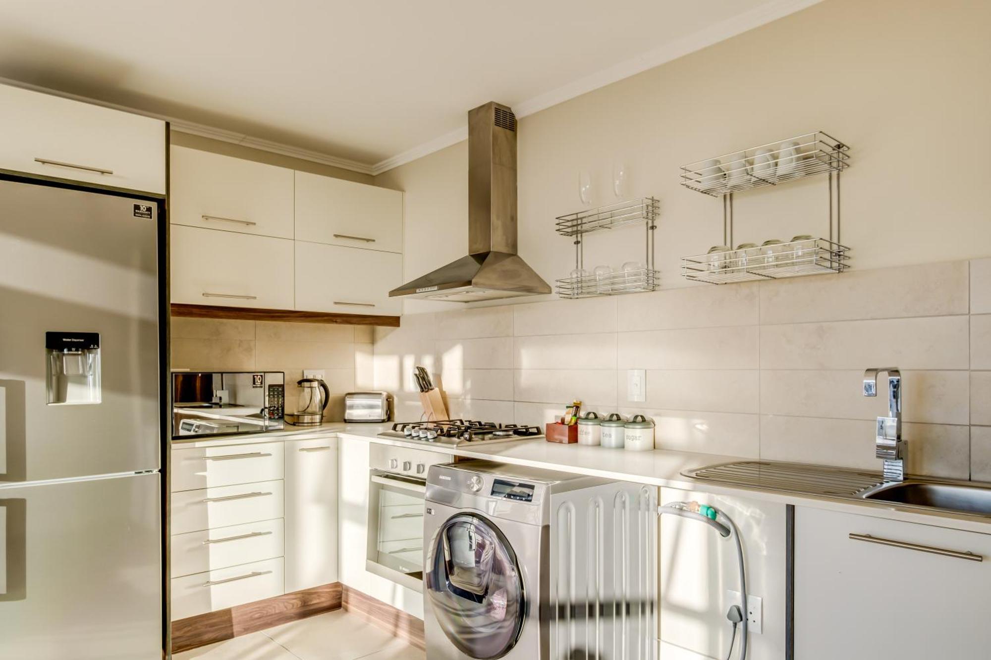 Apartment Quayside Canal Eden *